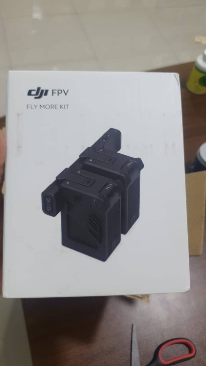 DJI FPV Fly More Kit for DJI FPV customer photo 2