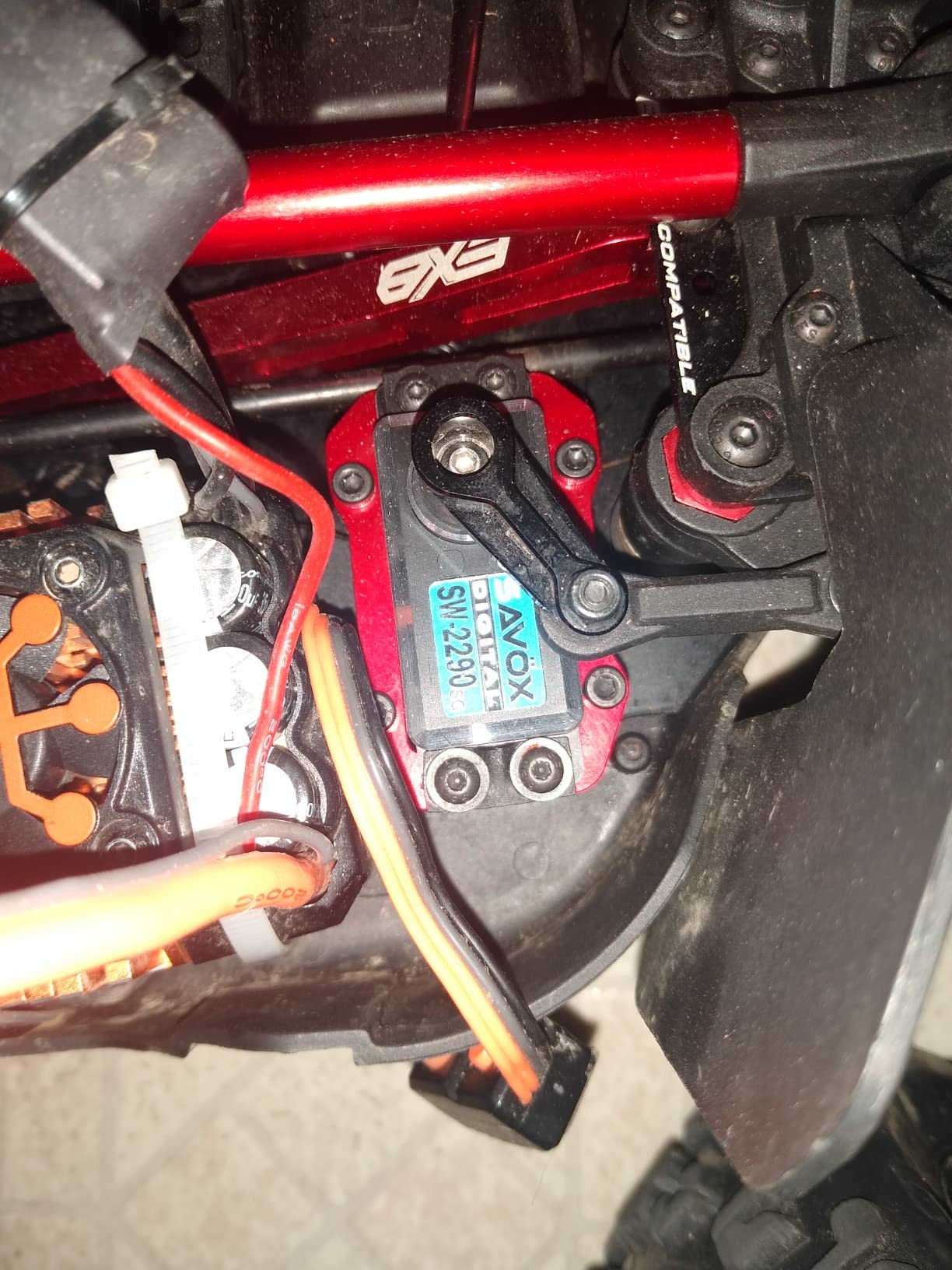 SAVSW2290SG-BE Waterproof Premium, High Voltage, Brushless, Digital Servo 0.11sec / 972.1oz @ 8.4v - Black Edition customer photo 2