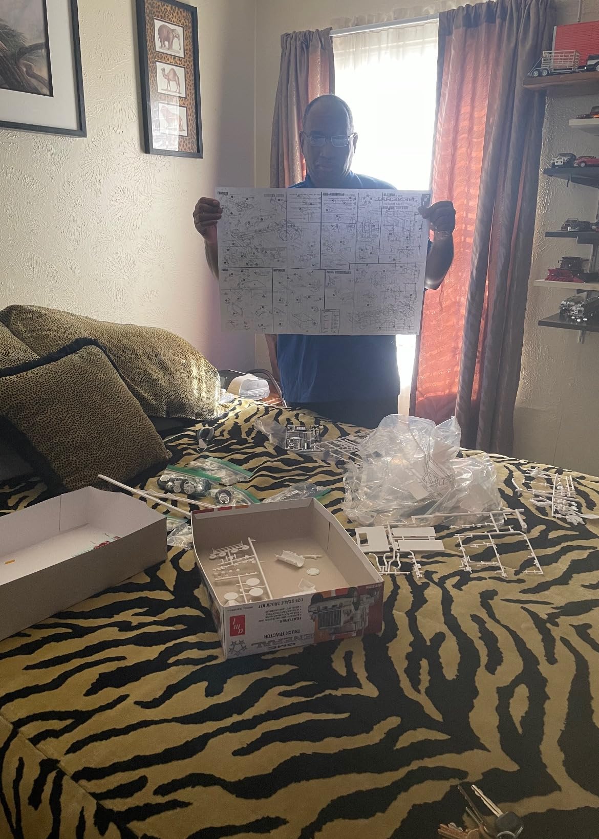 AMT 1976 GMC General Semi Tractor 1:25 Scale Model Kit customer photo 1