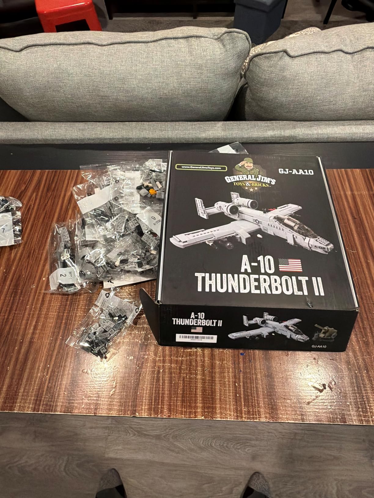 General Jim's A-10 Thunderbolt II Warthog Fighter Jet Building Blocks Set 931 Pieces Cold War Attack Aircraft Model Plane with Opening Cockpit Retractable Landing Gear Artillery Station | GJ-AA10 customer photo 2