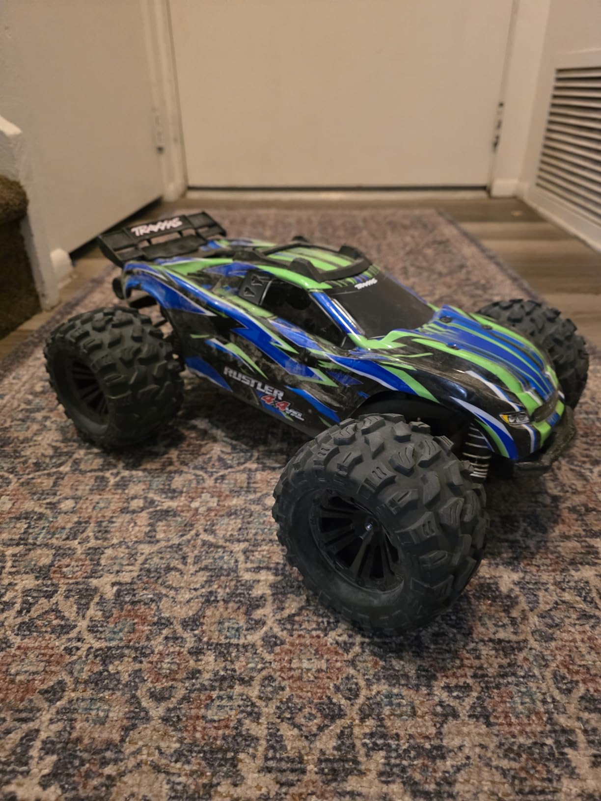 HobbyPark Pre-Glued 2.8 Inch 12mm Hex 1/10 Scale RC Truck Tires and Wheels customer photo 2