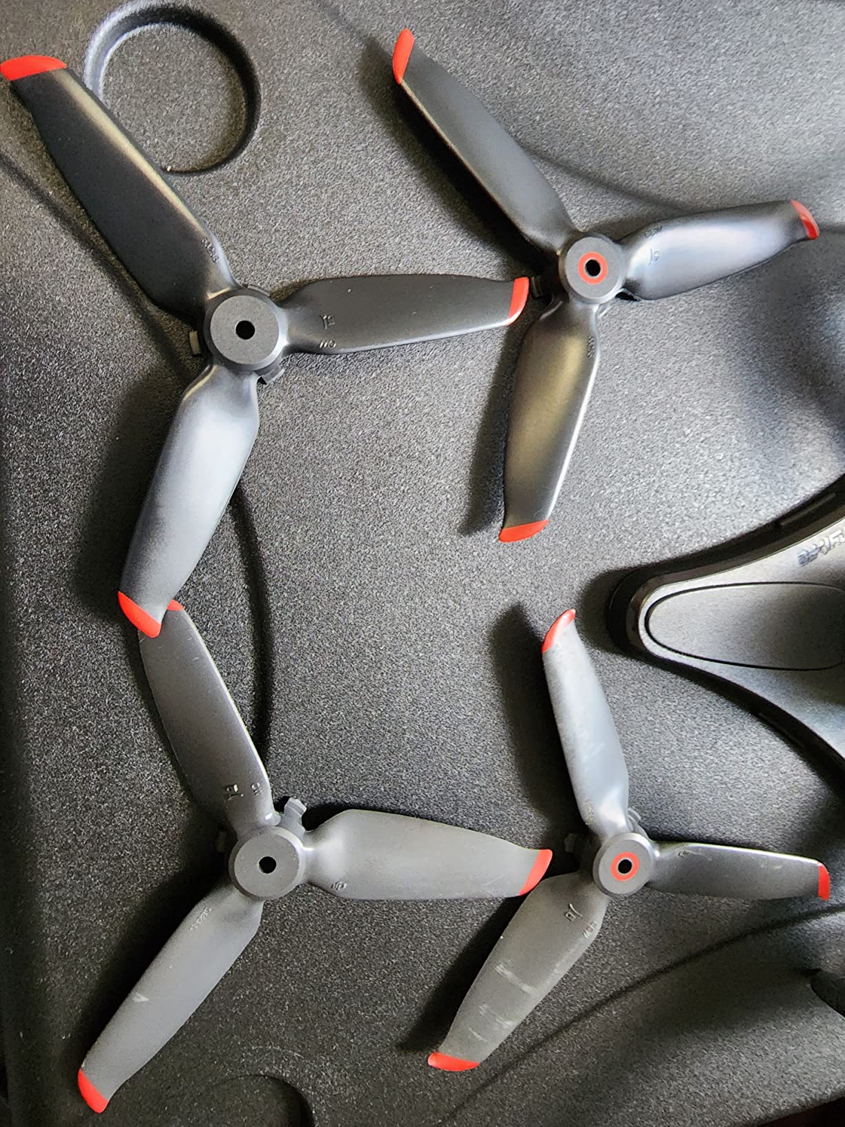 8 Pcs Propellers Replacement for DJI FPV Drone Accessories Low Noise Blades Props customer photo 2