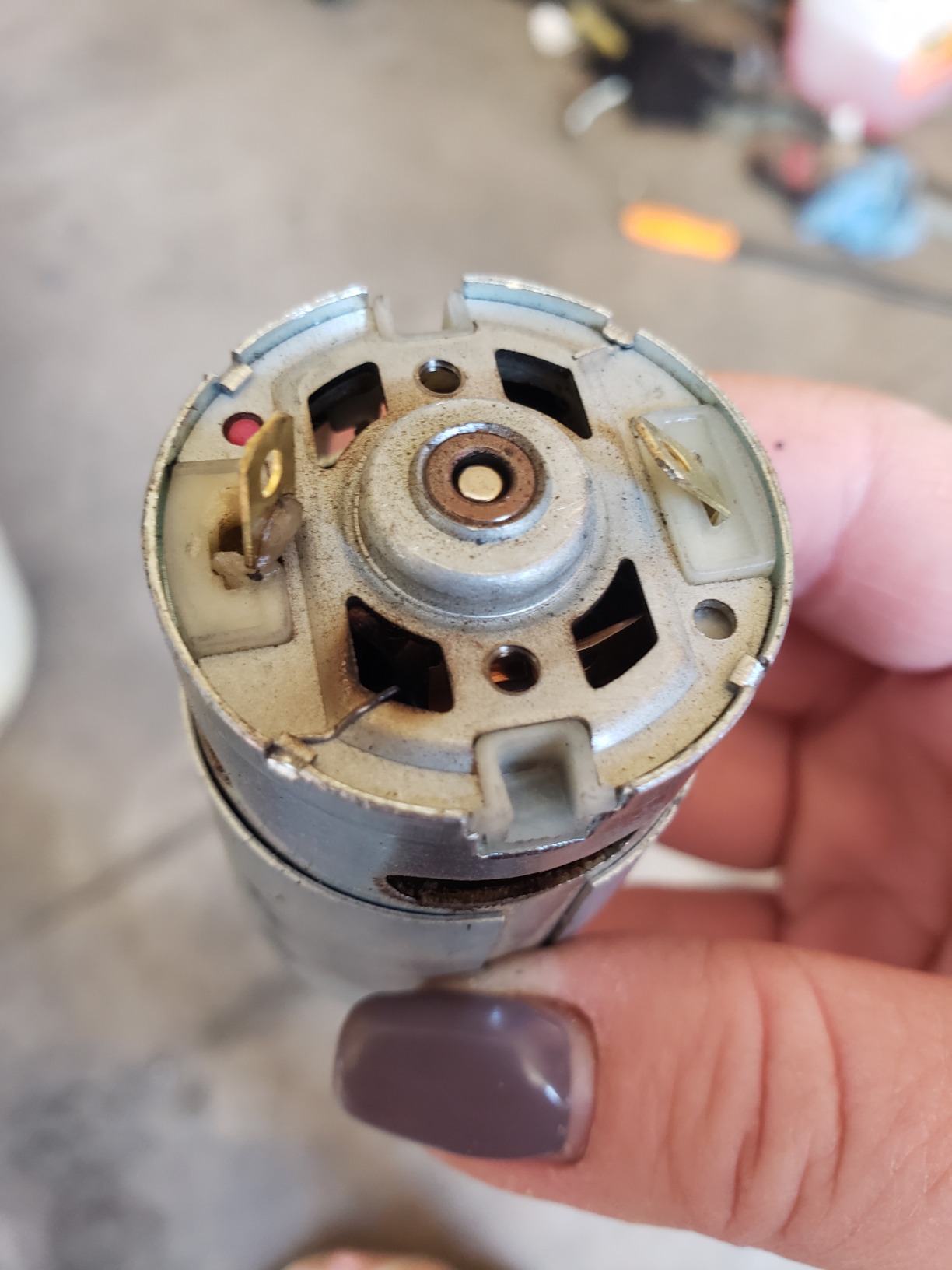 12V550 40000RPM DC Motor Gearbox, Suitable for Children's Riding SUV Accessories, High-Speed RS550 12V High Torque Motor Gearbox, for Children Riding Toy Replacement Parts customer photo 1