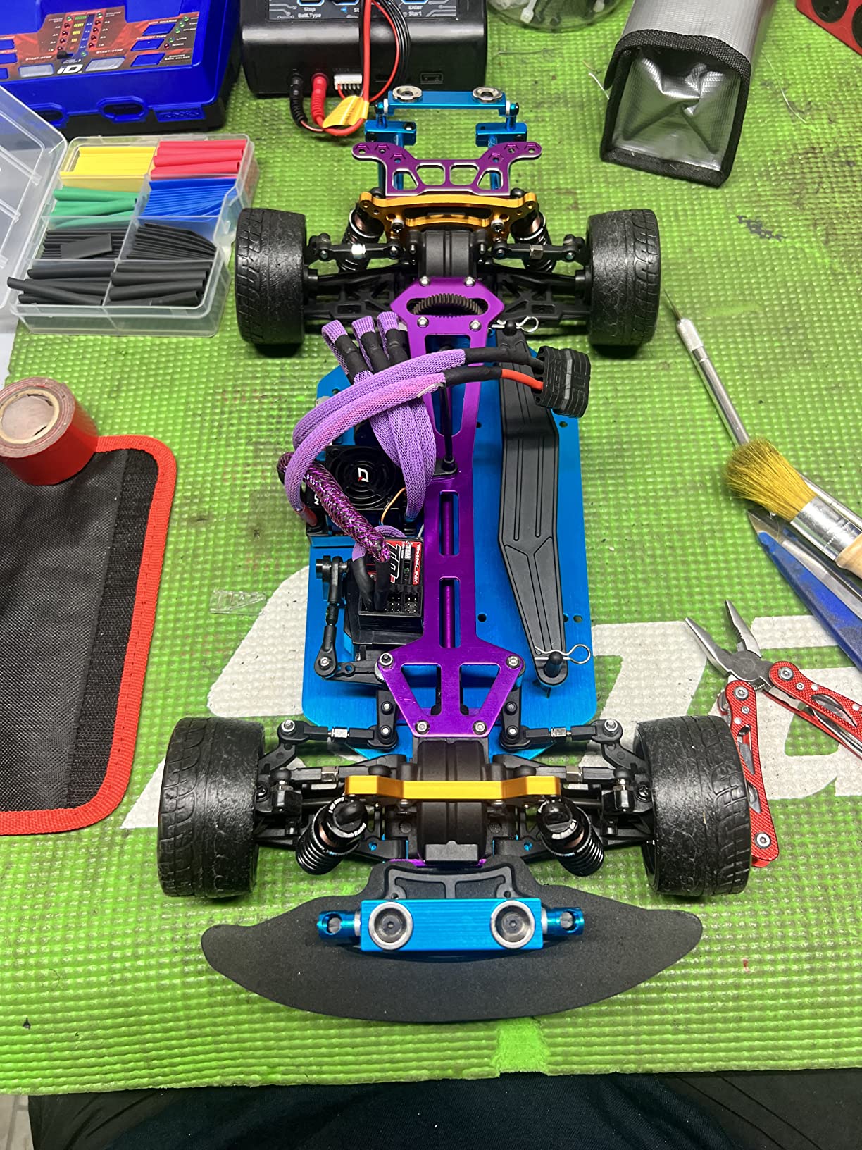 Aluminum Alloy Chassis Plate 03001 Upgrade Parts Compatible with Redcat Racing Lightning EP Drift Lightning STK HSP 94123 94103 1/10 RC Car (Blue) customer photo 1