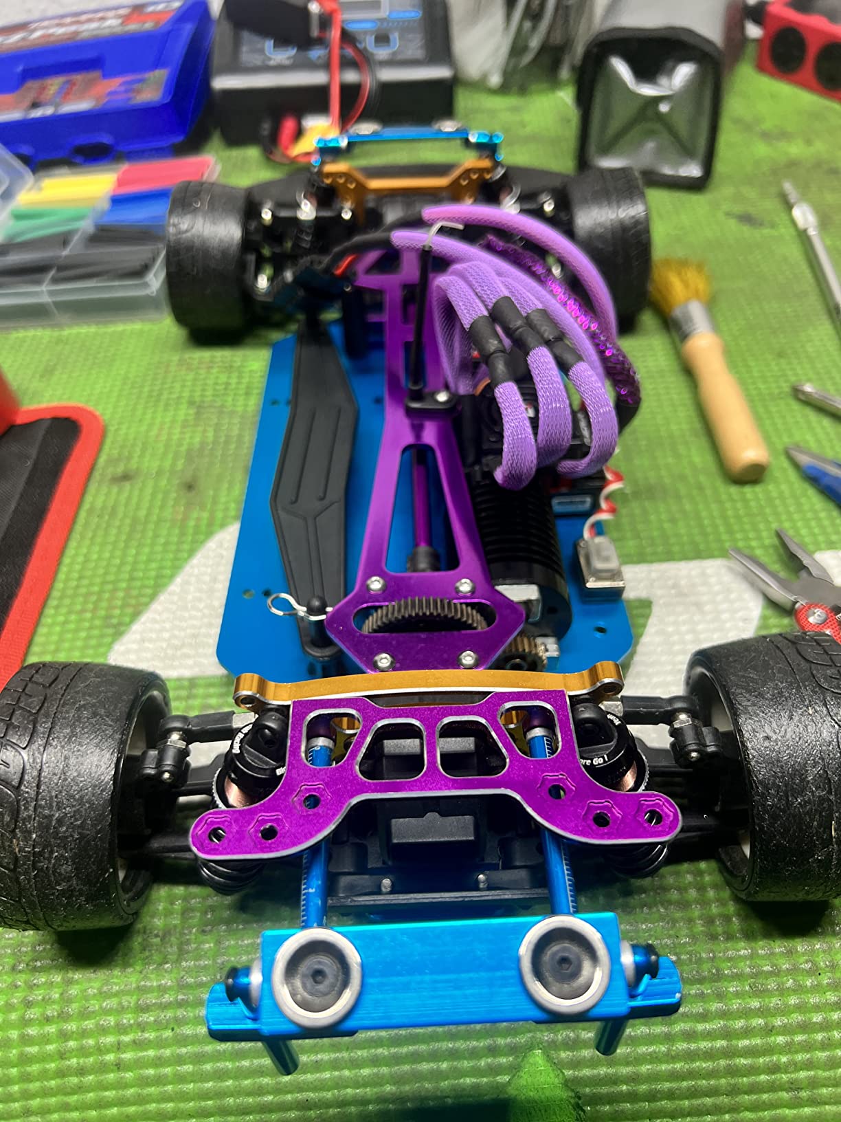 Aluminum Alloy Chassis Plate 03001 Upgrade Parts Compatible with Redcat Racing Lightning EP Drift Lightning STK HSP 94123 94103 1/10 RC Car (Blue) customer photo 2