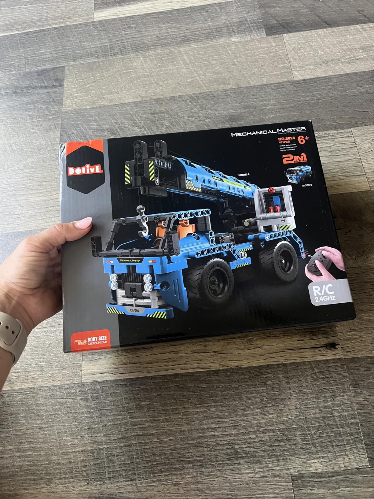 DOLIVE STEM RC Truck Building Toys, 2-in-1 Technic Vehicle Building Kits for Boys Age 8-12, Construction Erector Set Crane Truck Build Model for Boys Girls Age 6 7 8 9 10 11 12 13 14+ customer photo 1