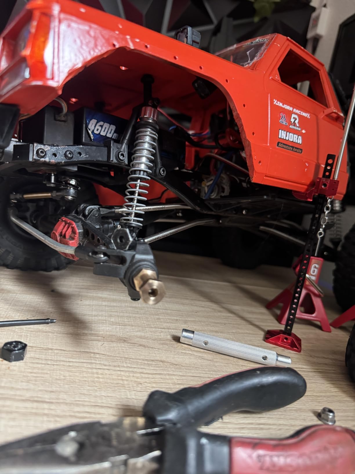 ShareGoo RC Metal Slideable Jack Tool Mini Lifting Jack Simulation Part Compatible with Axial SCX10 Traxxas TRX4 Tamiya CC01 D90 1/10 RC Rock Crawler Car customer photo 2