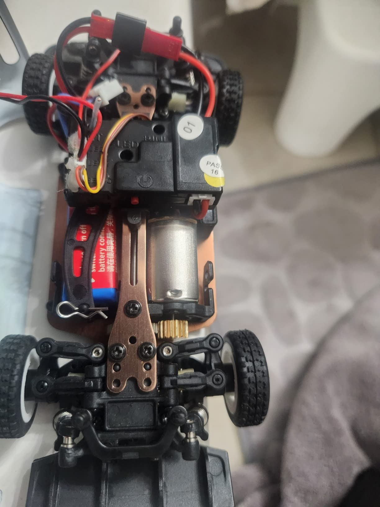 GoolRC WLtoys 284131 1:28 Scale 2.4GHz RC Race Car, 4WD, 30KM/H High Speed Electric Drift Car for Adults customer photo 2