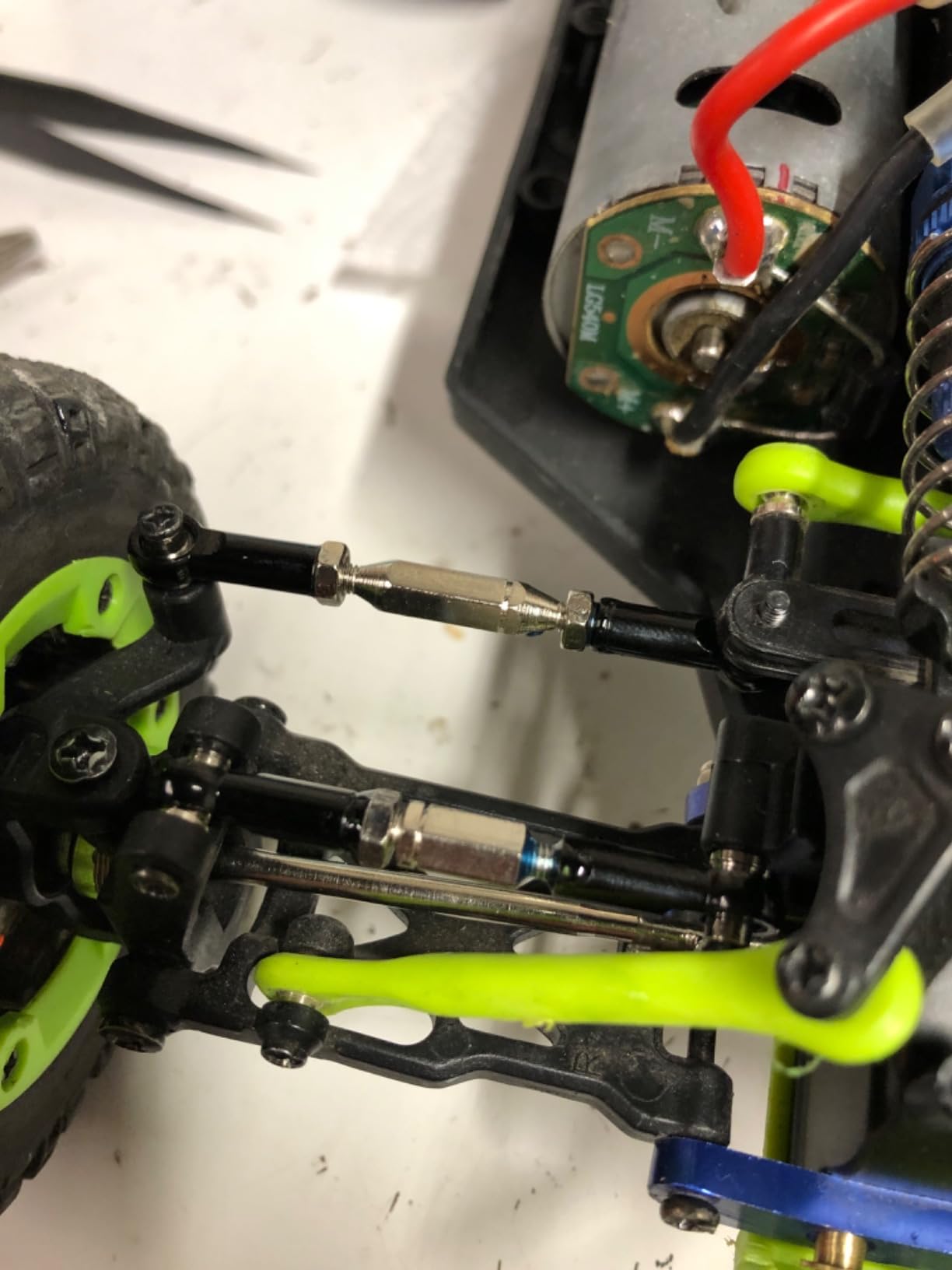 ShareGoo Aluminum Turnbuckle Pull Rod Steering Linkages Arm Tie Rod Ends Servo Link Rod with Screwdriver Compatible with WLtoys 144001 1/14 RC Car Buggy,Black customer photo 1