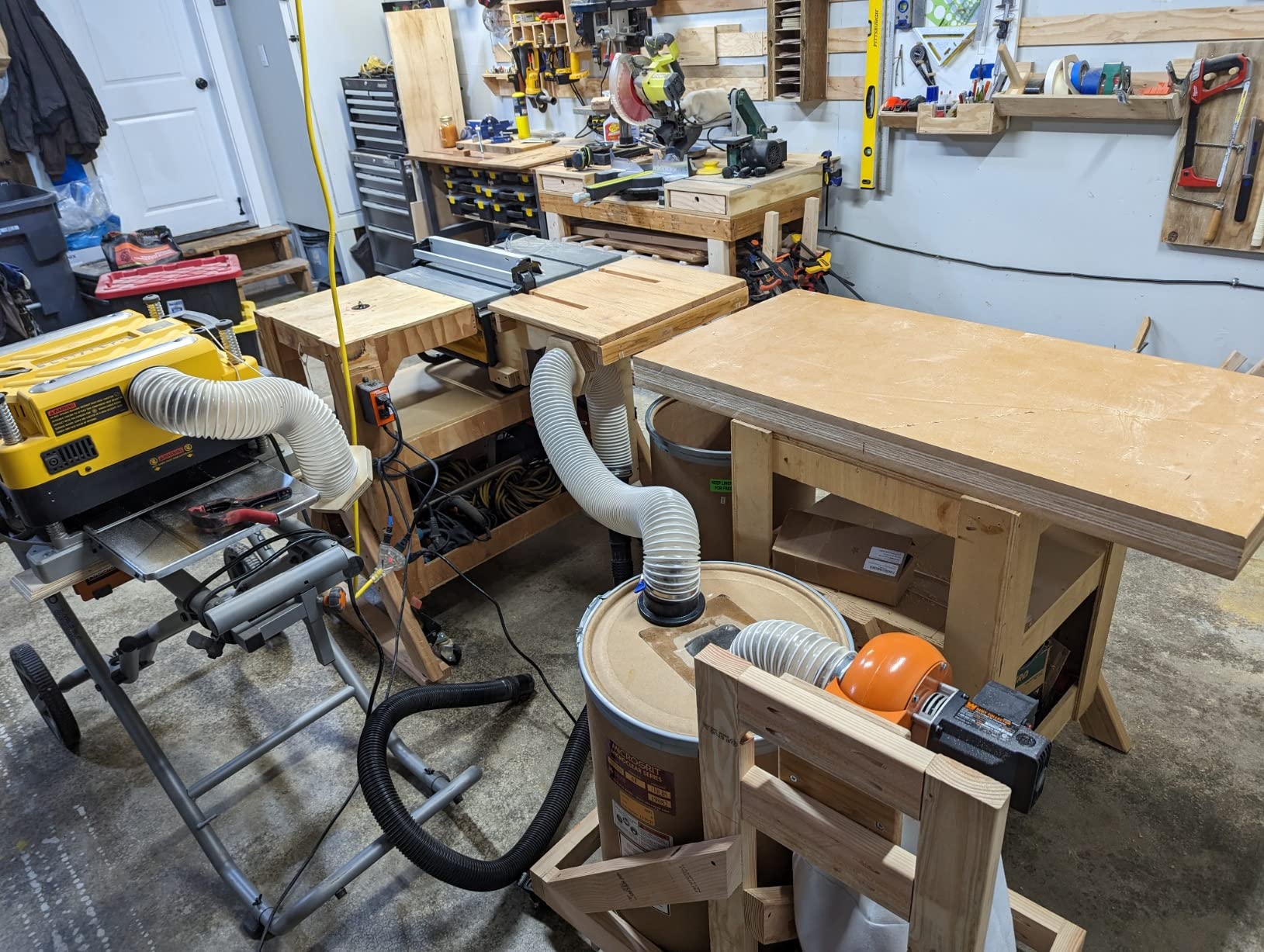 WEN Woodworking Dust Collector, 5.7-Amp Motor with 12-Gallon Bag, Mobile Base, and Optional Wall Mount (DC3401) customer photo 1