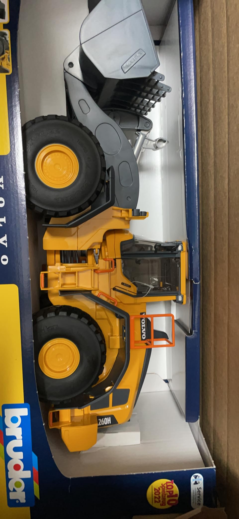 Bruder 02458 Volvo Wheel Loader L260H customer photo 1