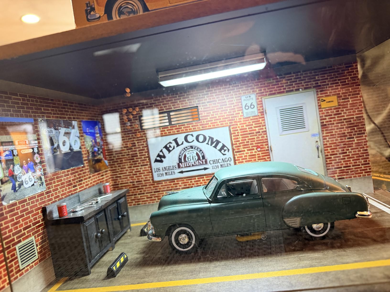 1/18 Scale Model Car Display Case - 1:18 Car Garage Display Case with Clear Acrylic Cover and LED Lighting for Die-Cast Cars, 1 Parking Route 66-Right customer photo 2