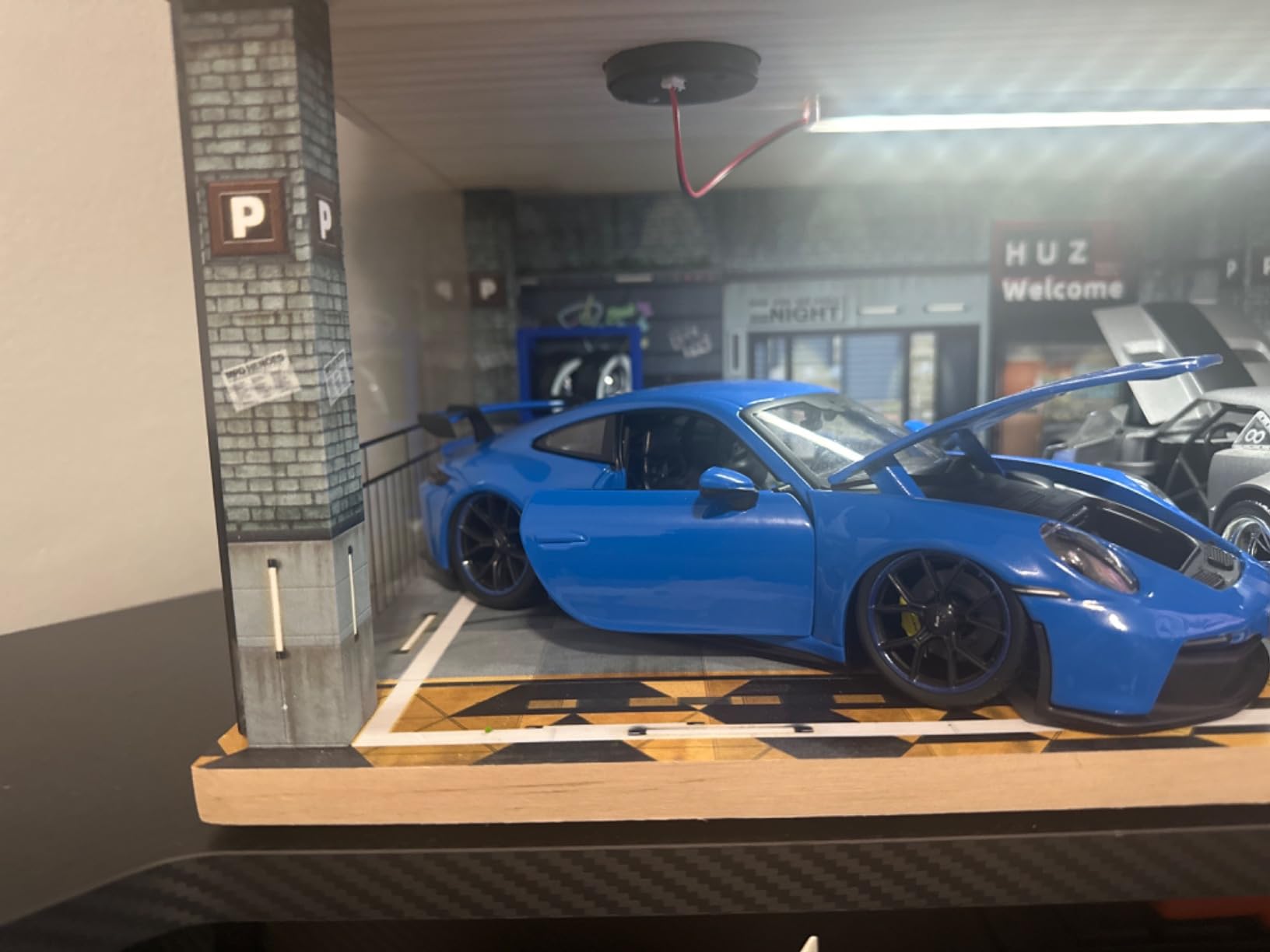 Maisto 1:18 Special Edition 2022 Porsche 911 GT3, Blue customer photo 2