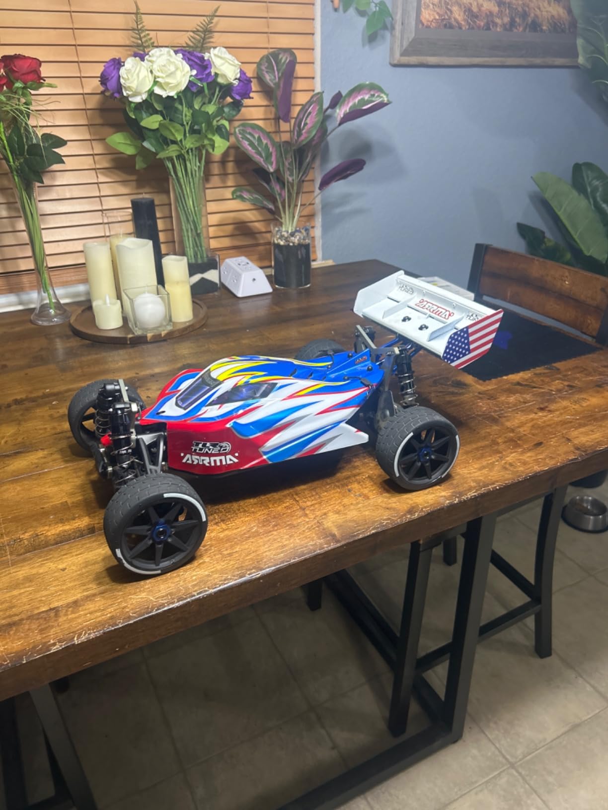 Aluminum Wing Mount Upgrades Part for 1/8 Typhon, Outcast, Kraton, Notorious, Talion 6S BLX, ARRCat HOps Up Upgrades Part, Replace AR320347 (Black Red) customer photo 1