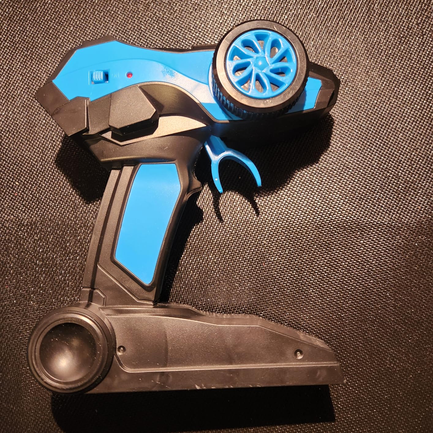 RC Trucks 4x4 Offroad Waterproof - 1:12 Scale Large Amphibious Remote Control Car, Dual Motors Crawler Vehicle, Monster Truck Toys with 2 Rechargeable Batteries, Best Gift for Kids Adults customer photo 1