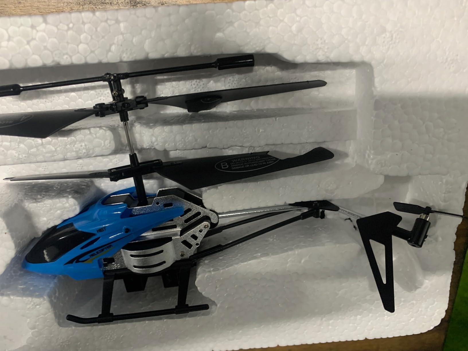 Dolanus RC Helicopters - Remote Control Helicopter Toys: One Key Take-Off/Landing, Automatic Altitude Hold, LED Light & 3.5 Channel Gyro Stabilizer, Flying Toys - Gift for Boys/Girls Kids Adults, Blue customer photo 1