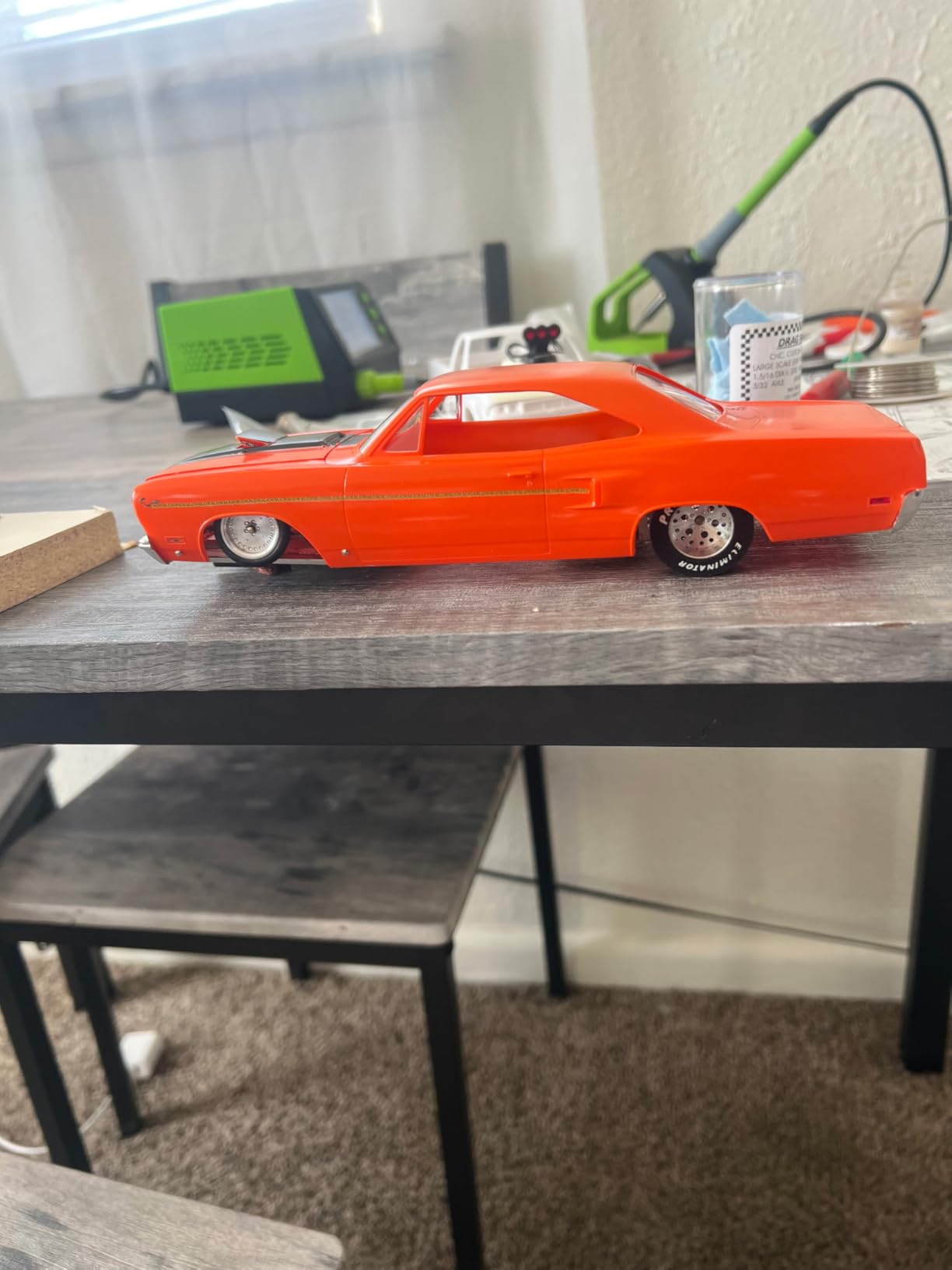 14531 '70 Plymouth Road Runner 1:24 Scale 77-Piece Skill Level 5 Model Car Building Kit customer photo 1