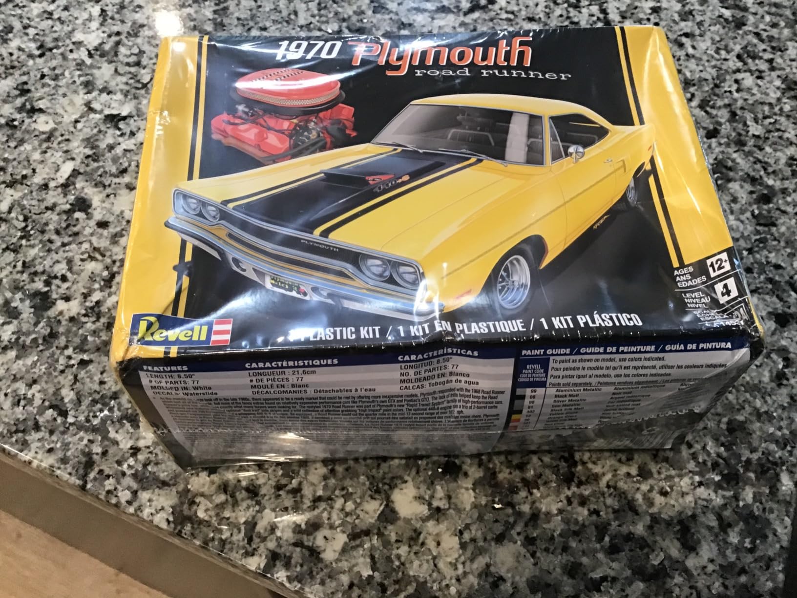 Revell 14531 '70 Plymouth Road Runner 1:24 Scale 77-Piece Skill Level 5 Model Car Building Kit customer photo 4