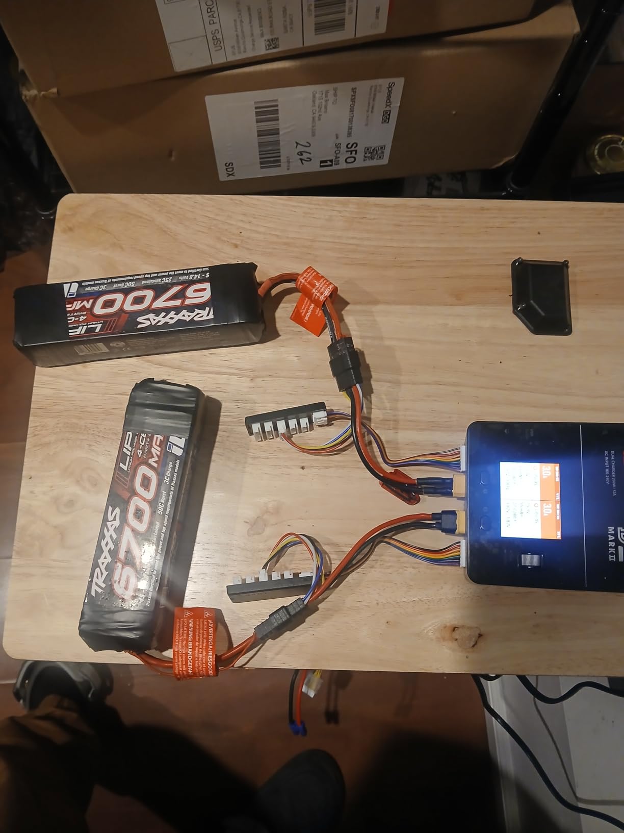 ISDT lipo Battery Charger D2 MK2 with AC 2x200W Dual Output Mode, Hobby Smart Lipo Charger Discharger for 1-6S Li-ion Life NiCd NiMH LiHV PB Smart Battery customer photo 2