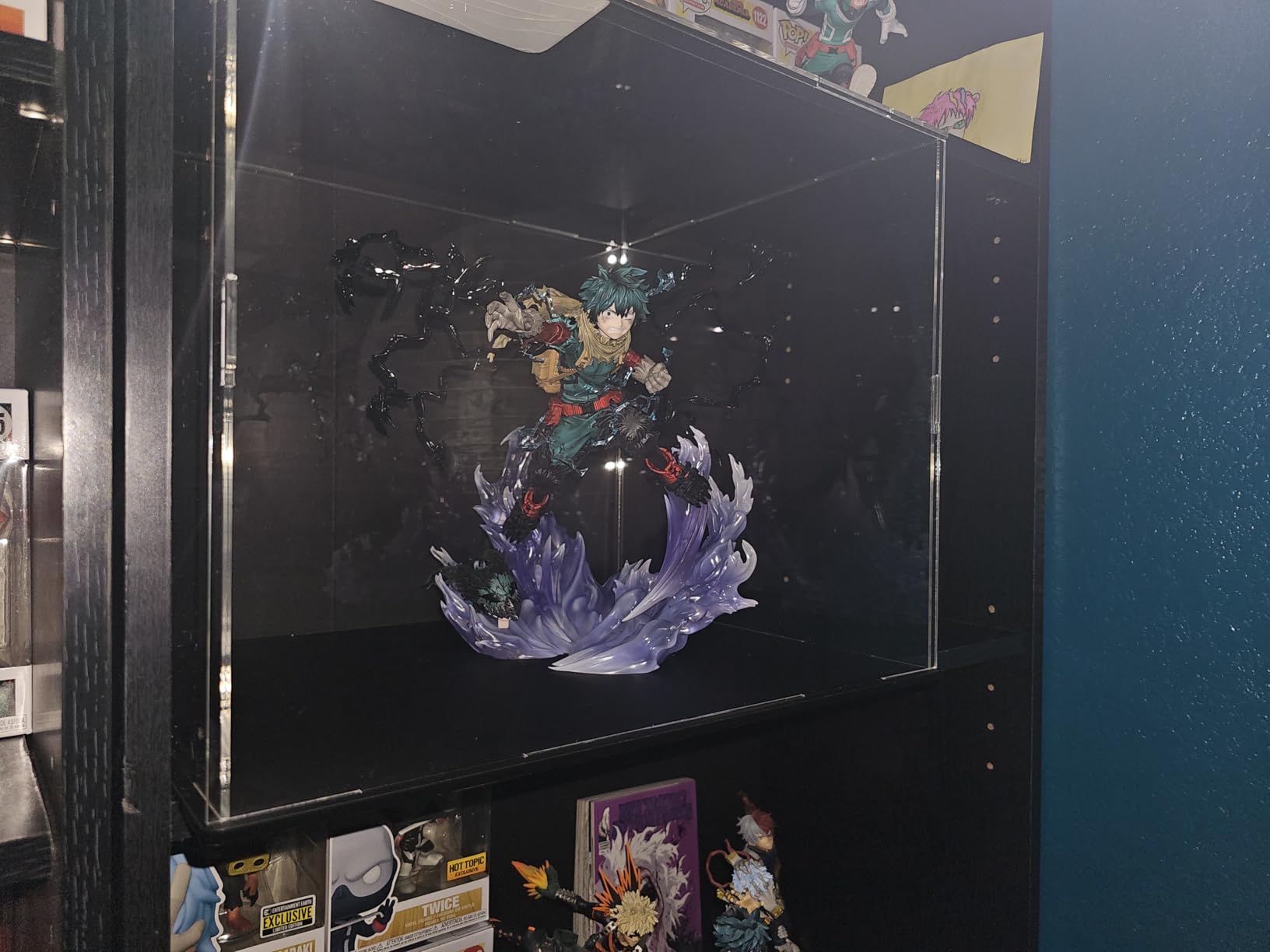 SVENJBB Acrylic Display Case, 13x6.7x6.3 Inch Cube, Clear Acrylic Boxes with Matte Black Base for 1:18 Scale Diecast Model Car customer photo 2