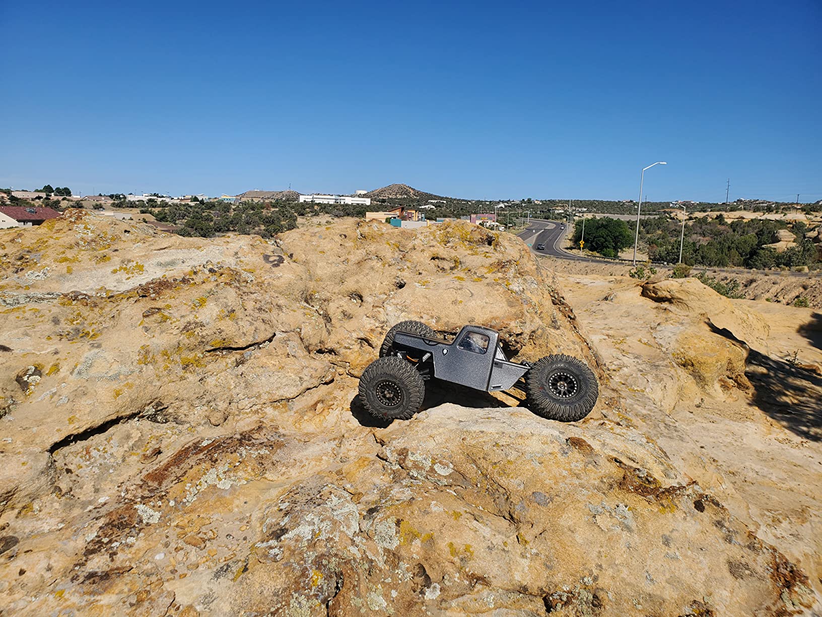 Upgrade Carbon Fiber RC Chassis Frame Rails Fits for 1/10 Axial SCX10 RC Model Car Parts Forward Low Center of Gravity Design customer photo 1