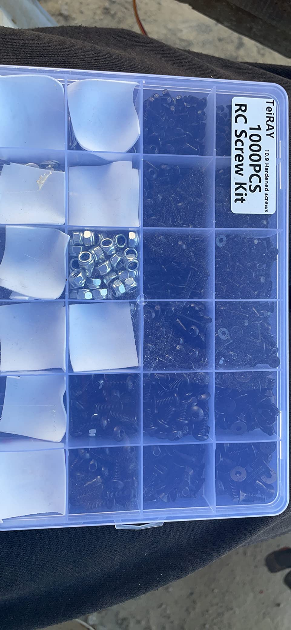 1000pcs Universal RC Screw Kit Screws Assortment,Set Hardware Fasteners for Traxxas Axial Redcat HPI Arrma SCX10 Losi 1/8 1/10 1/12 1/16 Scale RC Cars Trucks Crawler, RC Screw Kit (1000Piece Screws) customer photo 2