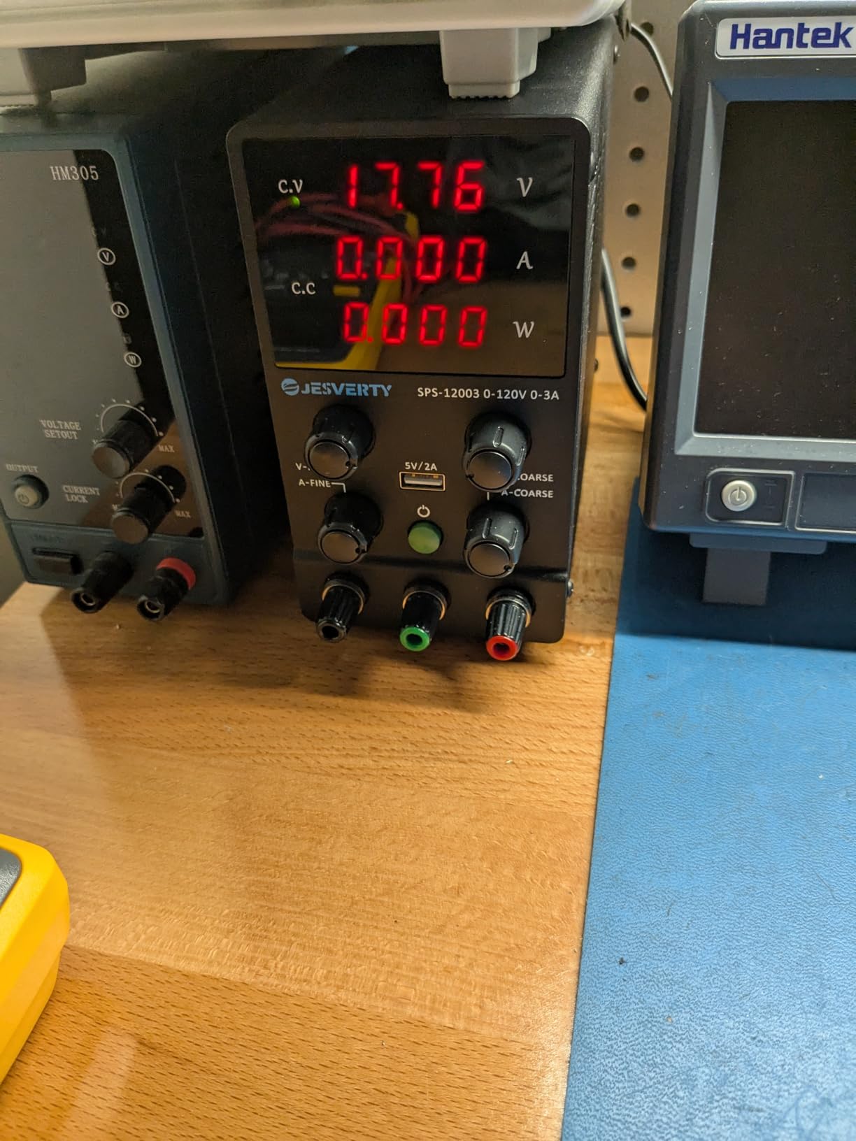 DC Power Supply Variable, 0-120V 0-3A Adjustable Switching DC Regulated Bench Power Supply with High Precision 4-Digit LED Display, 5V/2A USB Port, Coarse and Fine Adjustment SPS-12003 customer photo 2