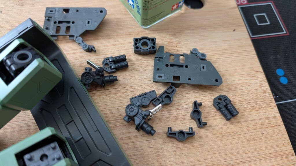 Bandai Hobby - Mobile Suit Gundam - MS-06F Zaku II Green PG Model Kit customer photo 1