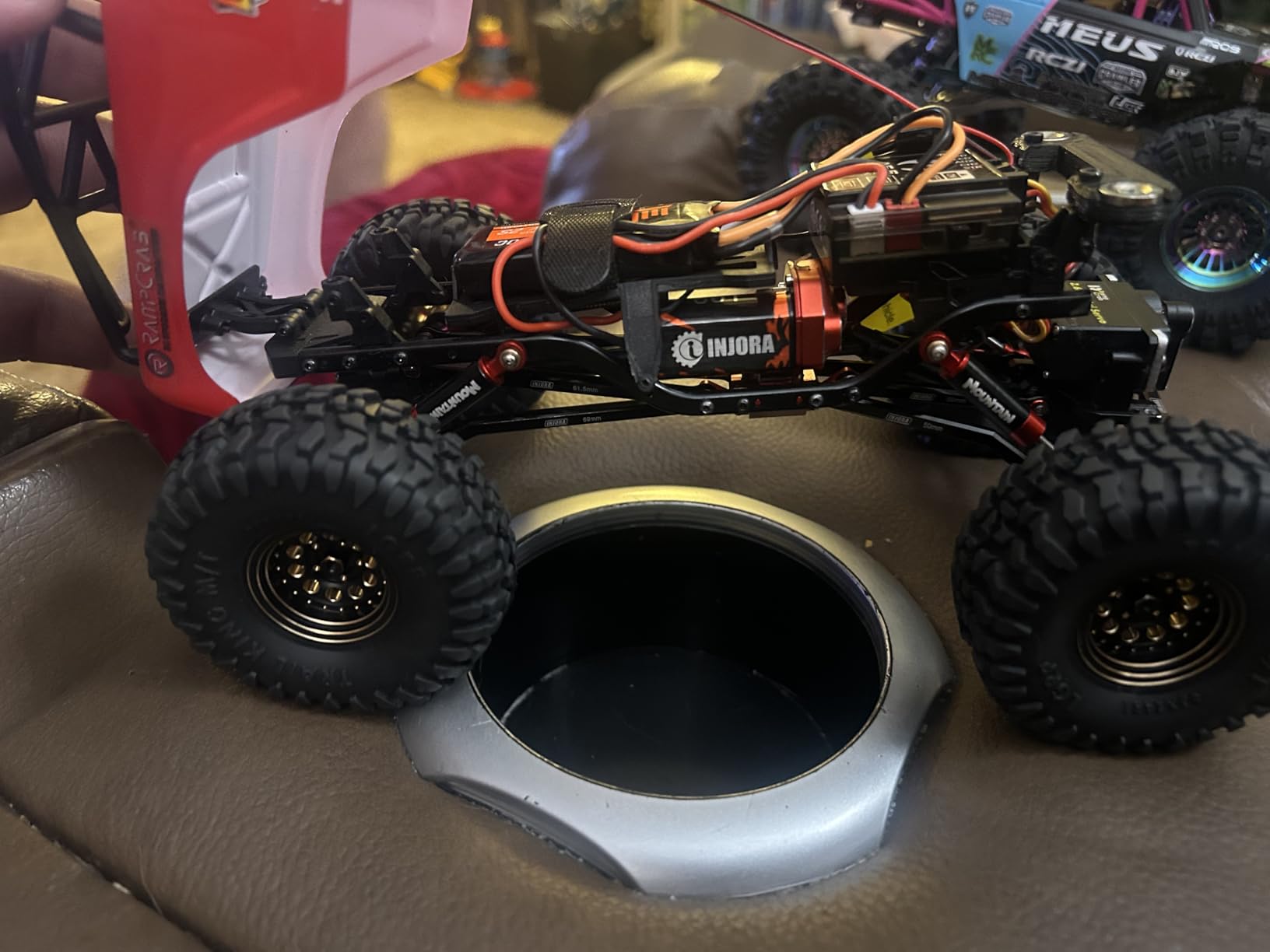 INJORA 16g Complete Transmission Gearbox with Steel 0.3 Mod Transmission Gear for Axial SCX24 Deadbolt C10 JLU Gladiator Bronco 1/24 RC Crawler Car Upgrade(Black) customer photo 1