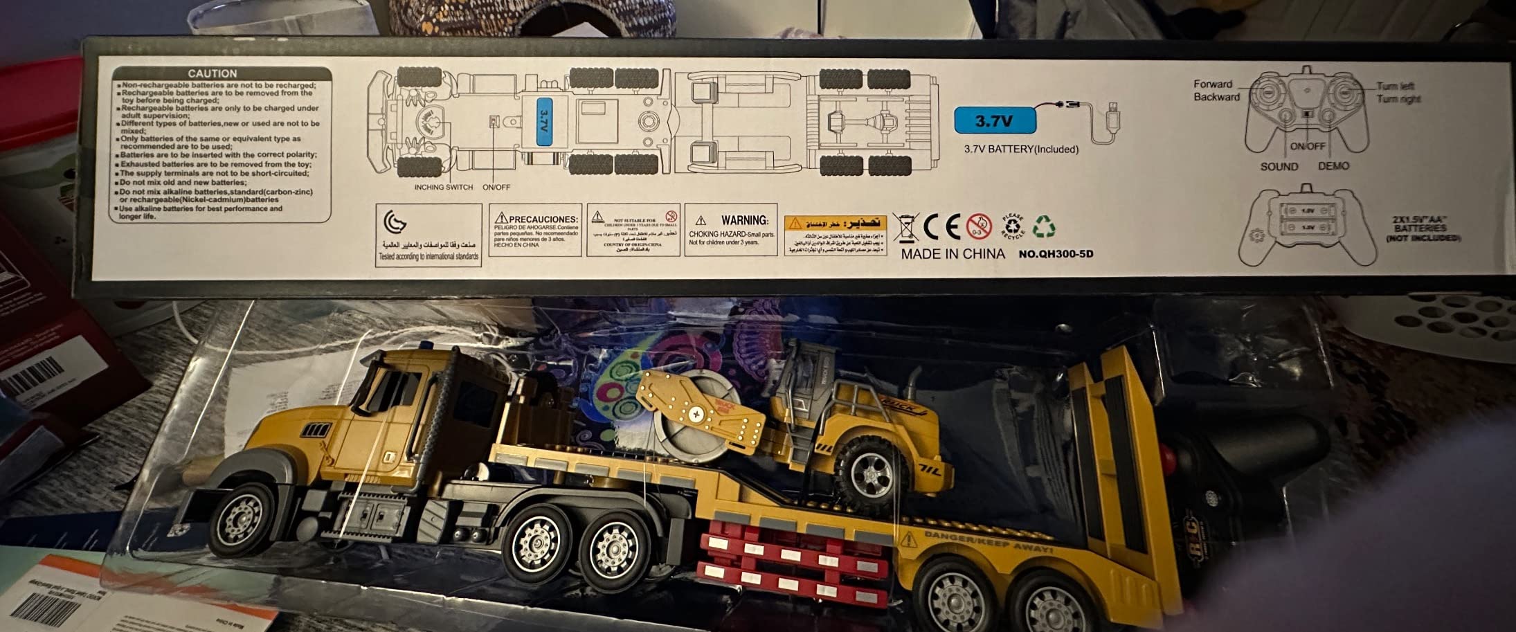 Remote Control Semi Truck Toy For Kids - 1:24 RC Semi-trailer Engineering Tractor With Sound And Lights, Trailer Truck Toy With Inertia Roller, Construction Vehicles For Boys & Girls 3-8 Years Old customer photo 1