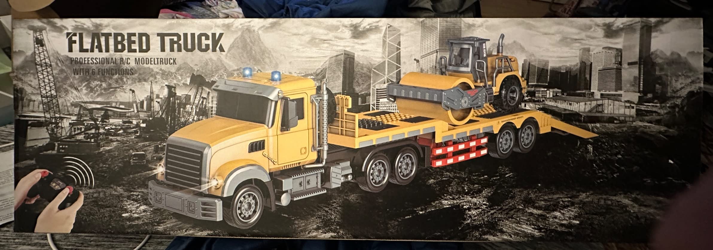 Remote Control Semi Truck Toy For Kids - 1:24 RC Semi-trailer Engineering Tractor With Sound And Lights, Trailer Truck Toy With Inertia Roller, Construction Vehicles For Boys & Girls 3-8 Years Old customer photo 2
