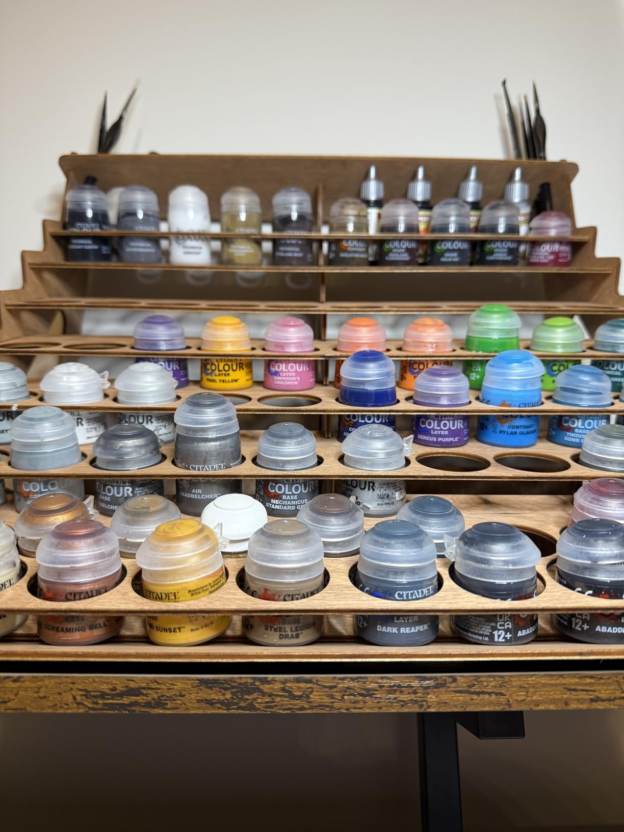 Plydolex Citadel Paint Organizer for 87 Bottles and 14 Brushes - Works for 10 ml Tamiya & 24 ml Citadel - Plywood Paint Rack with 6 Miniature Painting Stands for Warhammer 40K, DnD & Other Minis customer photo 1