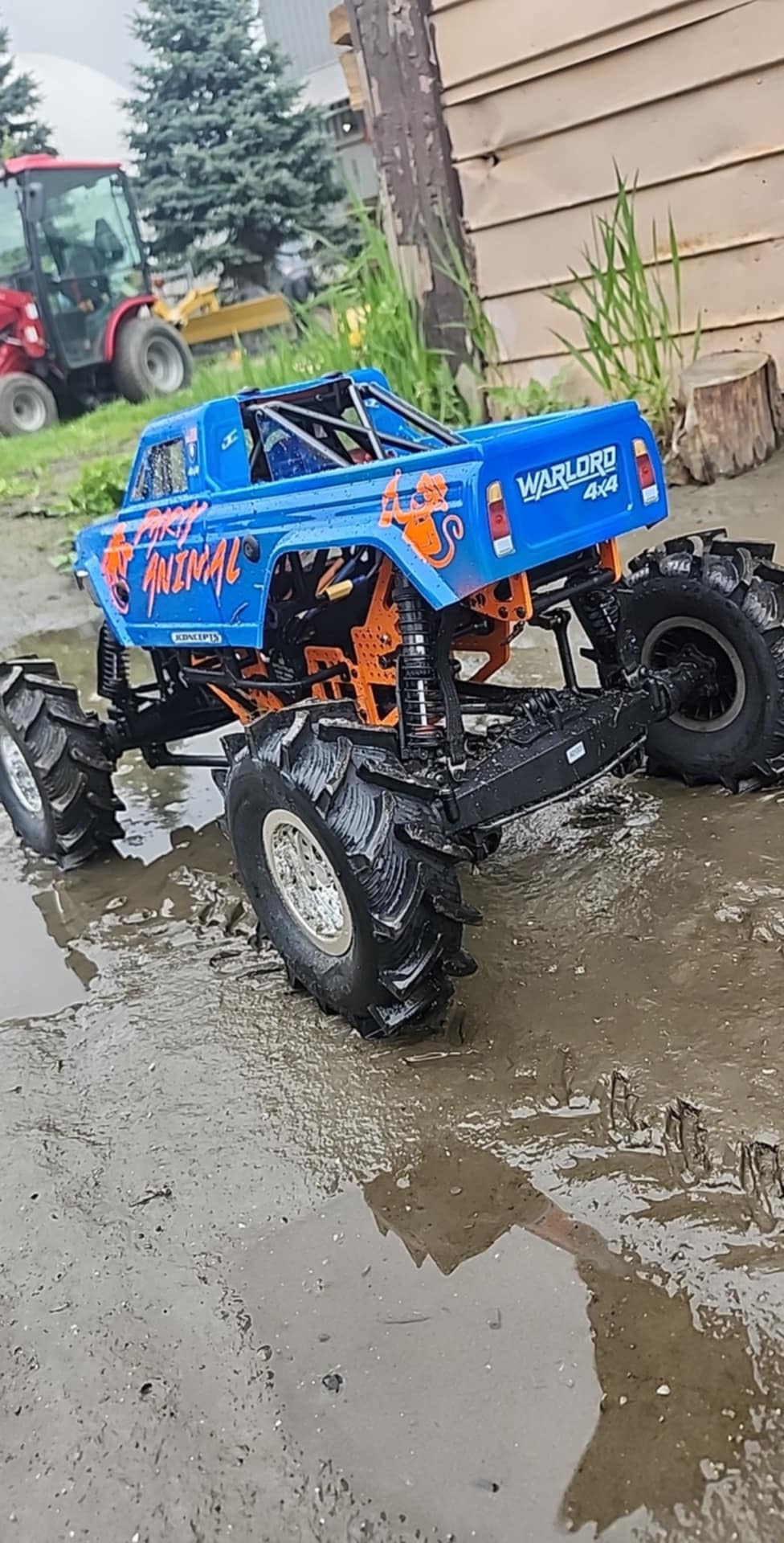 RC Crawler LMT 4 Wheel Drive Solid Axle Mega Truck Brushless RTR Batteries and Charger Not Included, King Sling customer photo 2