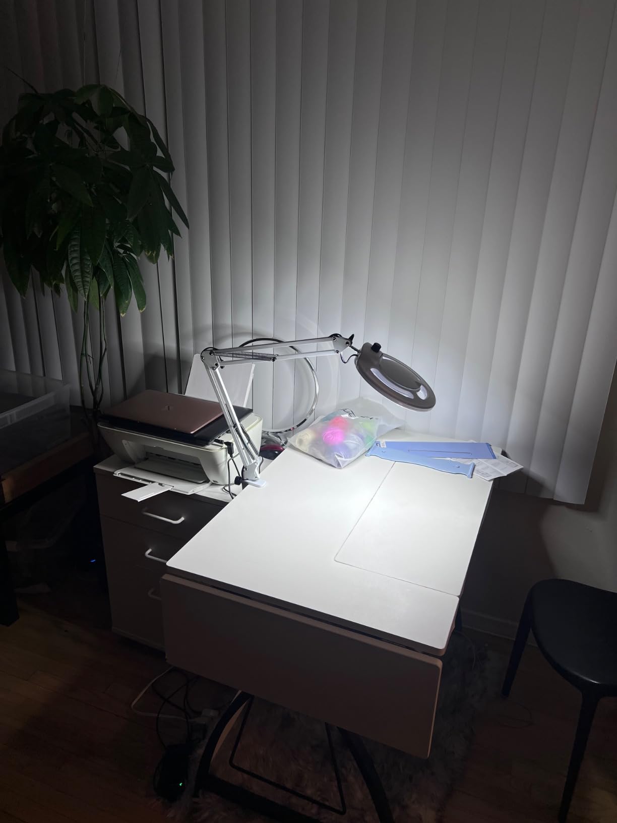 12X Magnifying Glass with Light, KIRKAS 2,200 Lumens LED Magnifying Lamp with Clamp, Stepless Dimmable Real Glass Lens customer photo 1