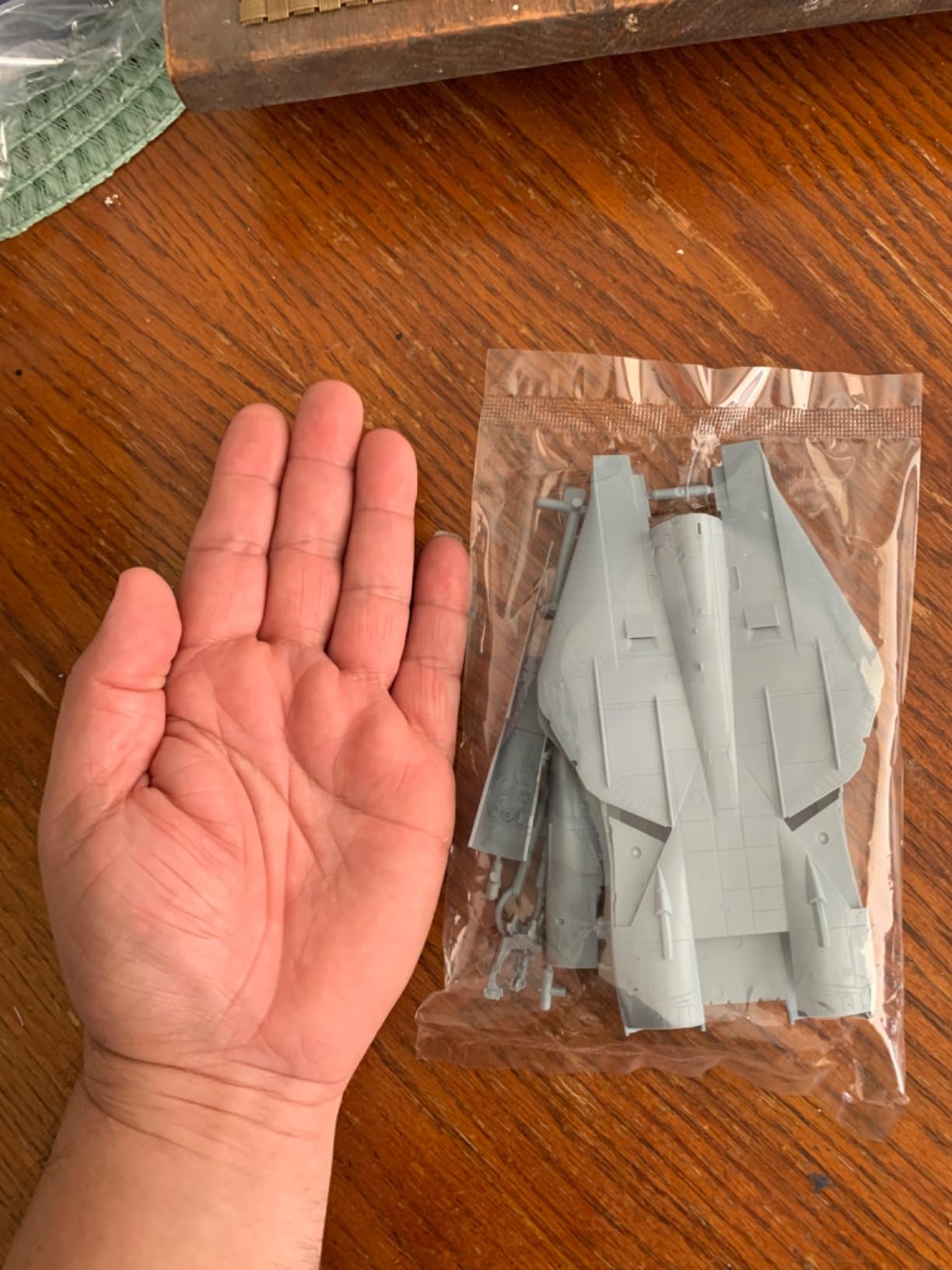 Academy 1/72 US Navy F-14B Tomcat VF-103 Jolly Rogers Plastic Model Kit customer photo 2