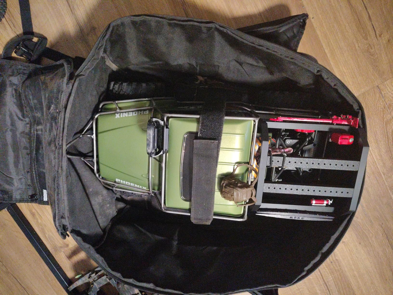 RC Backpack for 1/10 Car, RC Storage Bag with Multi Pockets for Tools and Other Accessories, Easy Carrying with Adjustable Shoulder Strap (Patent Design) customer photo 1