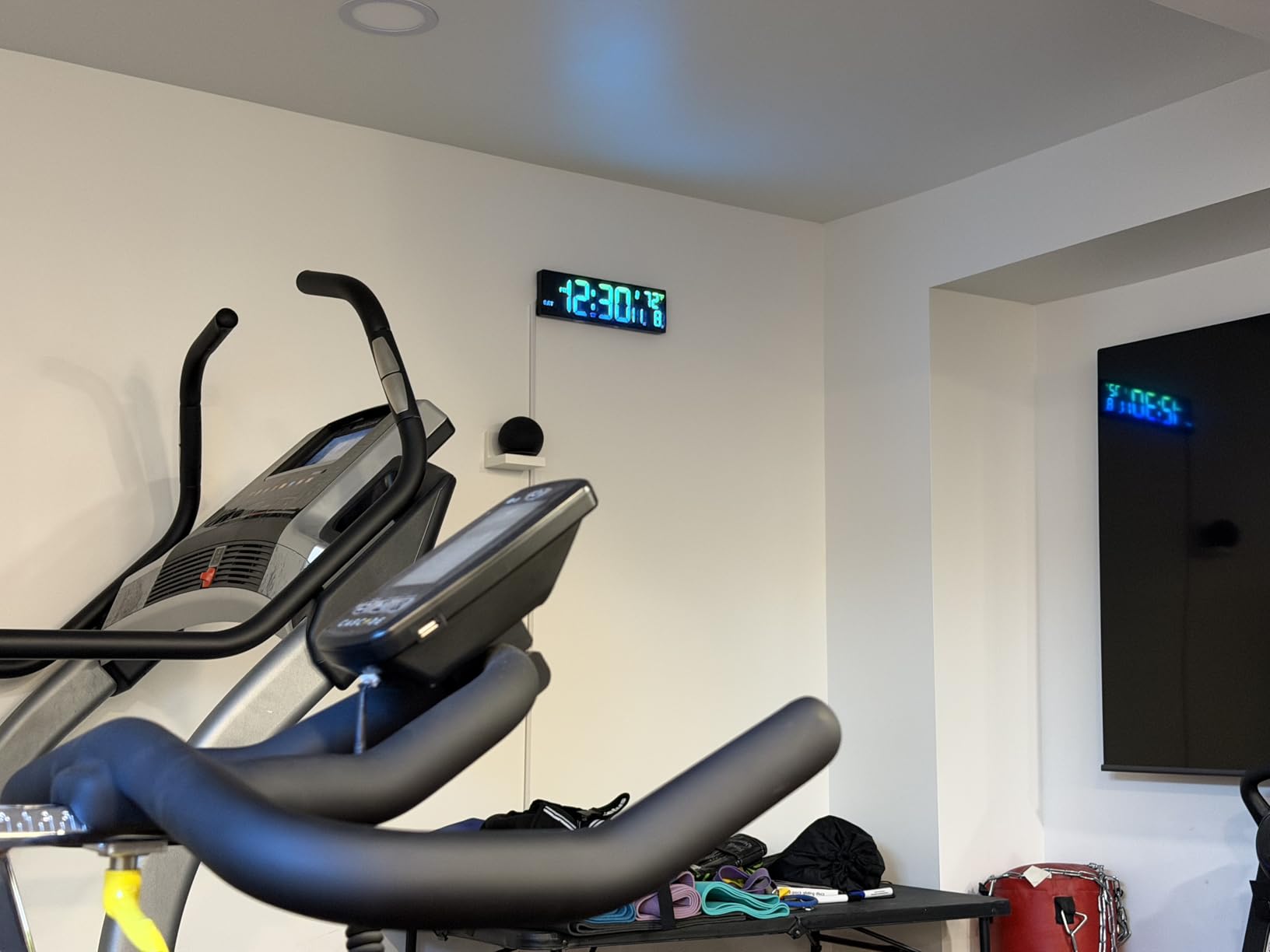Soobest Digital Wall Clock with Seconds for Gym, Remote Countdown Timer Large LED Display 5 Dimmer customer photo 1