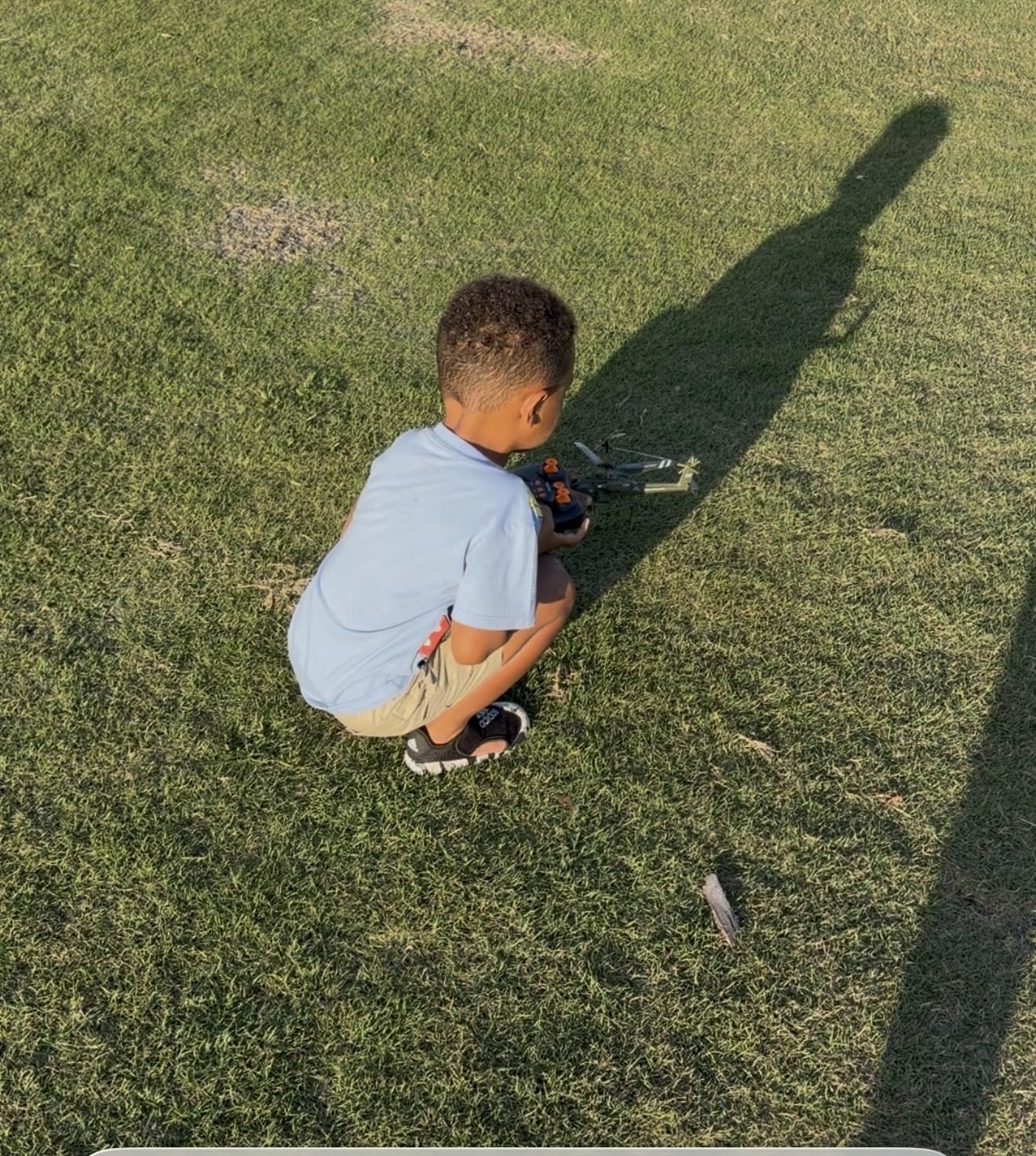 SYMA RC Helicopters, S51H Remote Control Helicopter 2.4GHz Military Army Toys for Boys Girls Kids with Altitude Hold, One Key Take Off/Landing, LED Light, Low Battery Reminder customer photo 2