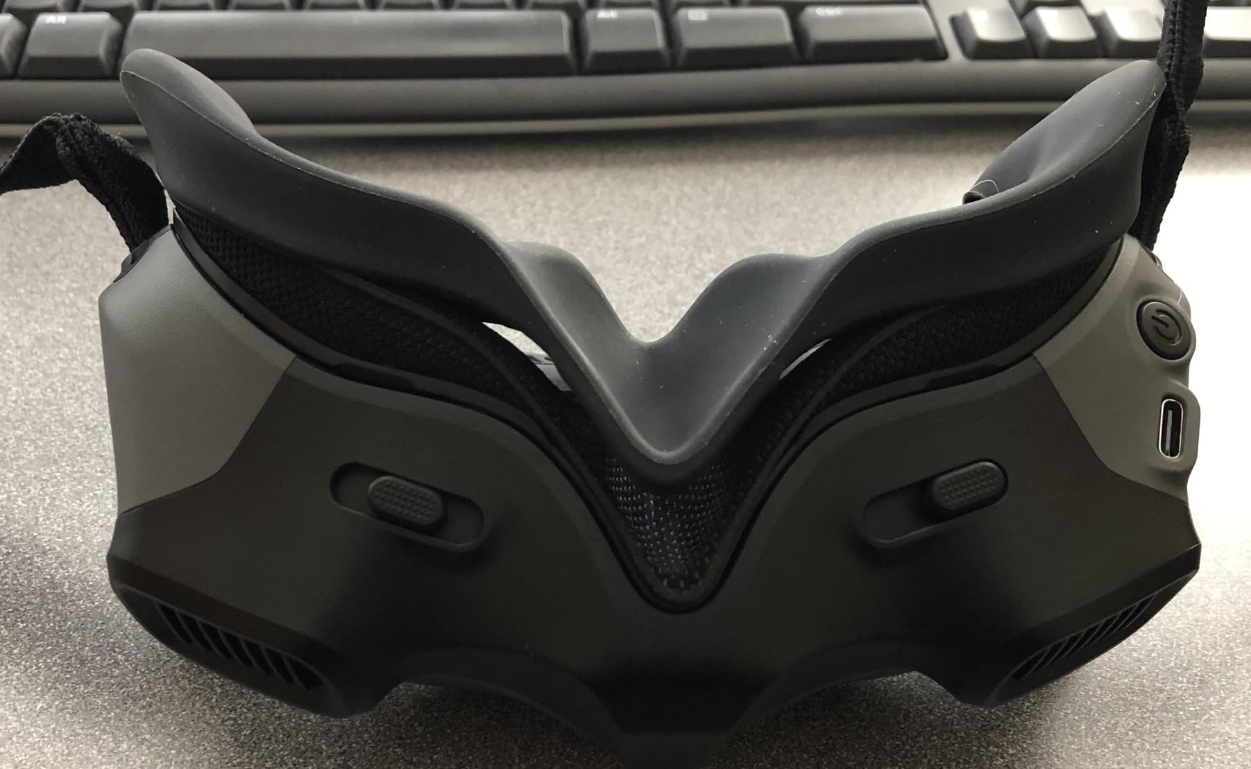 HeiyRC Silicone Eye Pad for DJI AVATA Goggles 2 Face Cushion Cover Sweat-Proof Non-Slip Washable Face Padding Accessories(Black) customer photo 1