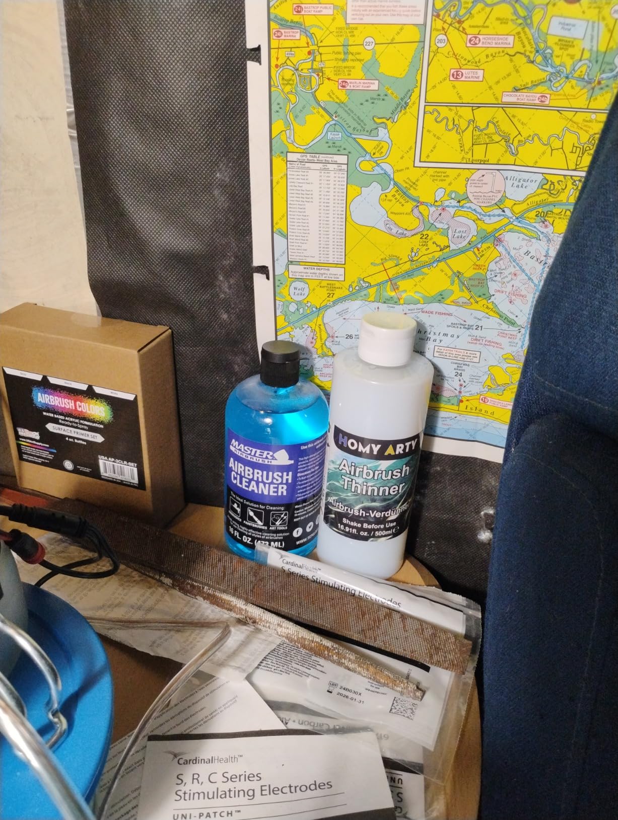 Master Airbrush Cleaner, 16-Ounce Pint Bottle - Fast Acting Cleaning Solution, Quickly Remove Water-Based Acrylic Paint, Watercolor, Makeup - Clean Clogged Airbrushes, Brushes, Artist Tools customer photo 2