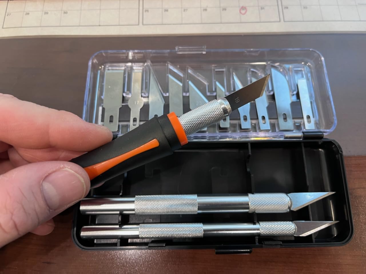 JETMORE 16 Pcs Exacto Knife Set, 3 Craft Knife and 13 SK5 Steel Blades, Precision Hobby Knife for Carving, Modeling, DIY, Scrapbooking, and Art Projects customer photo 2