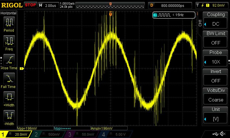 UNI T UTG932E 30MHz Function Generator Arbitrary Waveform Signal Generator Dual-Channel 200MSa/s 14 Bits Frequency Meter customer photo 2