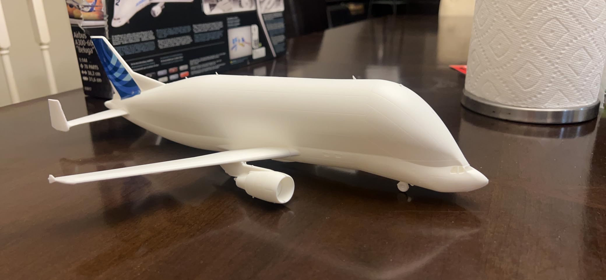 03817 Airbus A300-600ST Beluga 1:144 Scale Unbuilt/Unpainted Plastic Model Kit customer photo 1