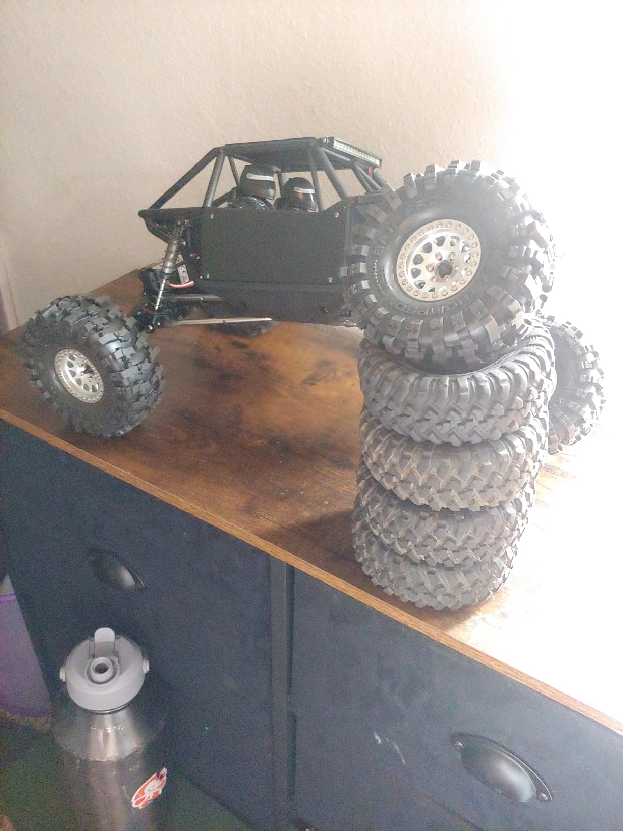 INJORA 1.9 Beadlock Wheel Deep Dish Negative Offset 10.4mm Wheel Rim for 1/10 RC Crawler Auto Axial SCX10 90046 AXI03007 TRX4 VS4-10 Gen8 MST CFX(Black＆Grey) customer photo 2