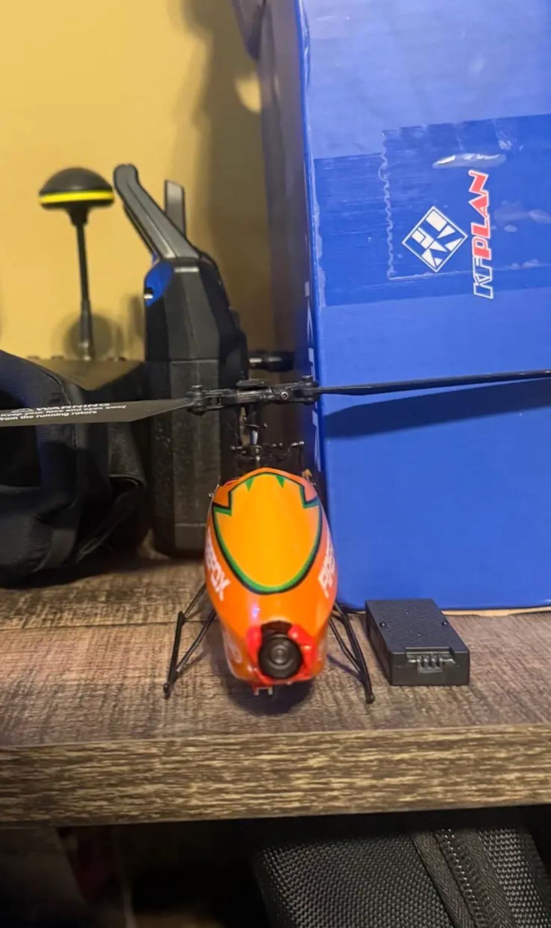 YuXiang C129 V2 4CH Flybarless Micro RC Helicopter w/ 6-Axis Gyro and Altitude Control - RTF (HELIDIRECT) customer photo 1