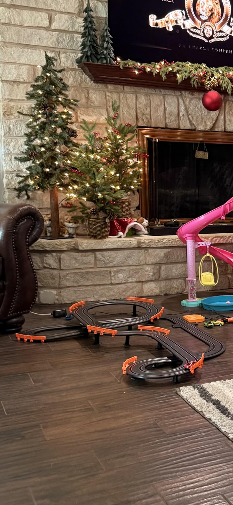 Slot Car Race Track Sets with 4 High-Speed Racing Car, Battery or Electric Race Car Track for Boys and Kids, Dual Racing Game Lap Counter Circular Overpass Track, Gifts Toys for Boys Kids Age 6 7 8-12 customer photo 2