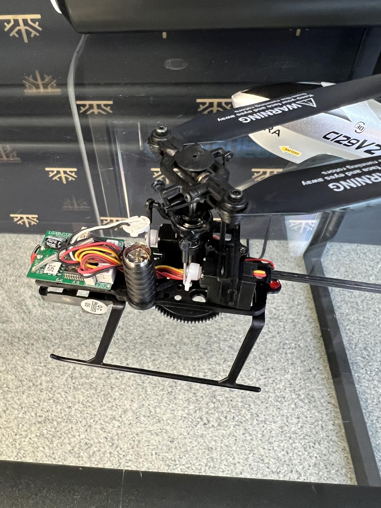 GoolRC C129 V2 RC Helicopter, 4 Channel Remote Control Helicopter with 6-Axis Gyro, 2.4GHz RC Aircraft with 3D Flips, Altitude Hold, One Key Take Off/Landing and 3 Batteries for Adults and Beginners customer photo 2