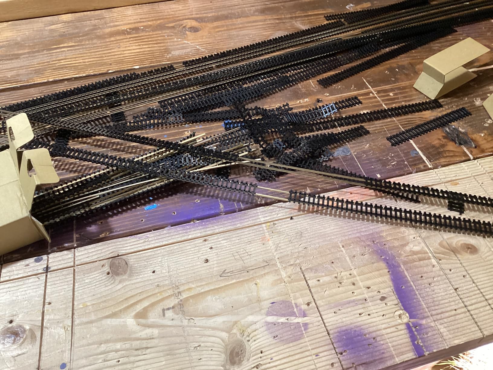 Kato KAT21-000 3.185 in. N Scale Flex Model Track - 10 Piece customer photo 2