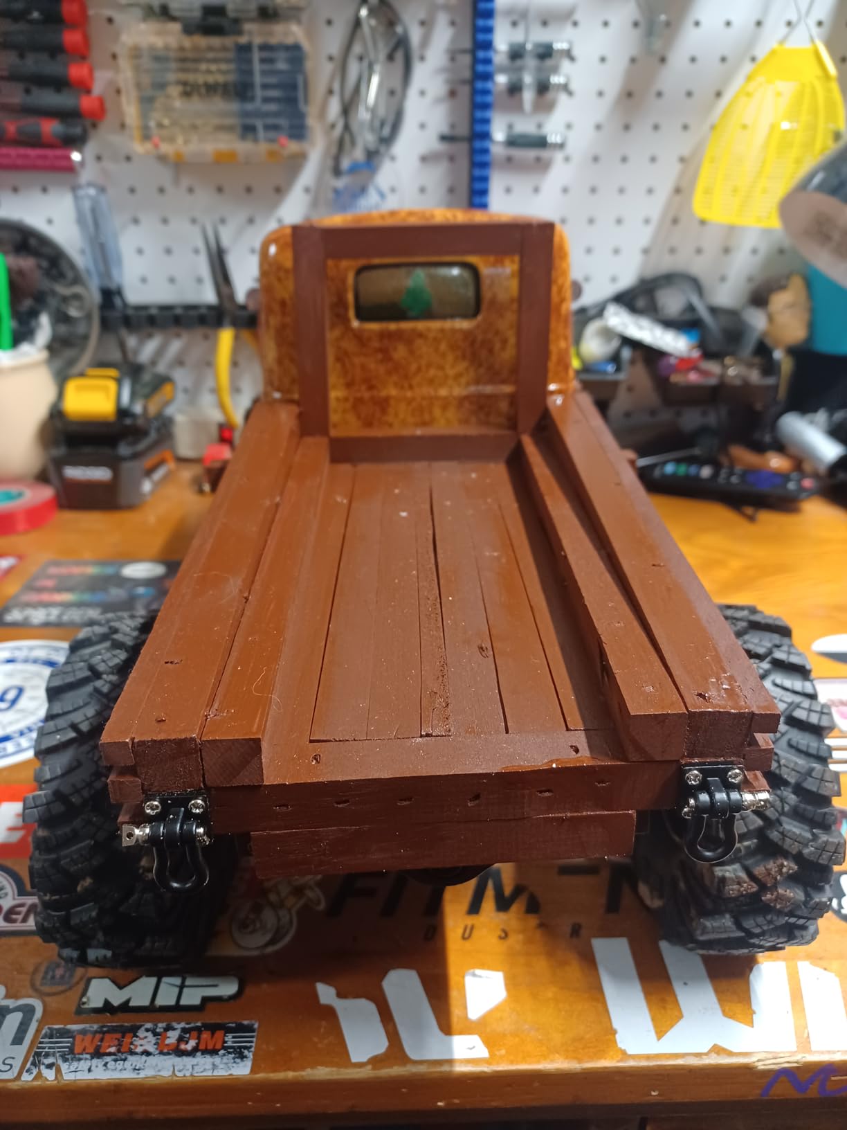 Fms Rochobby 1/10 Atlas Ready Set RC Crawler RC Truck 4X4 with Lighting, 2.4GHz Radio,Ball Bearing, Metal-Gear Full,4 Link Suspension,Rapid Separation Car Body for Adult(Blue) customer photo 2