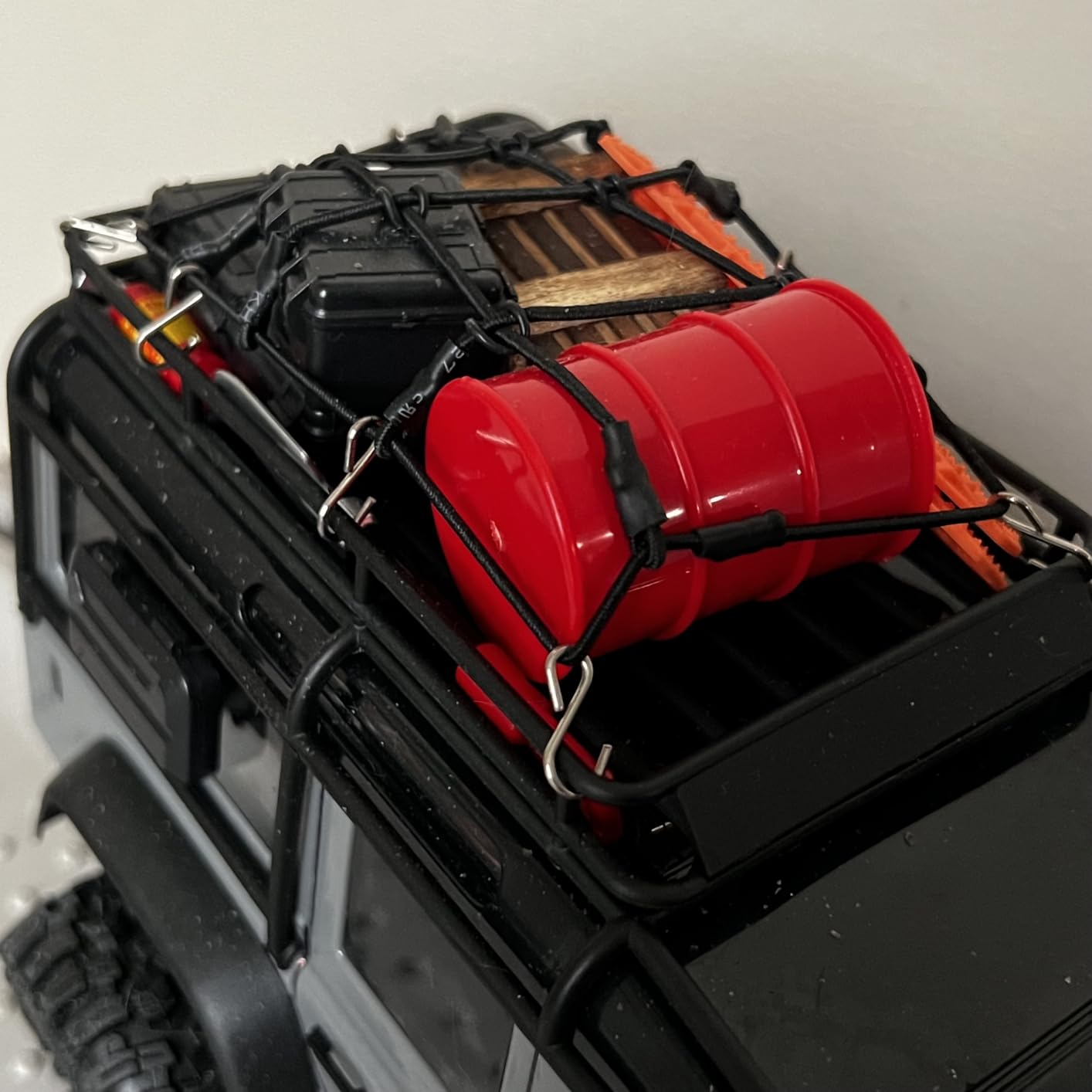 GLOBACT 1/24 1/18 RC Crawler Accessories Car Roof Decoration Luggage Net, Recovery Board, Fire Extinguisher, Toolbox, Wood Box, Shovel for 1/18 TRX4M 1/24 Axial SCX24 (12Pcs Black Orange) customer photo 2